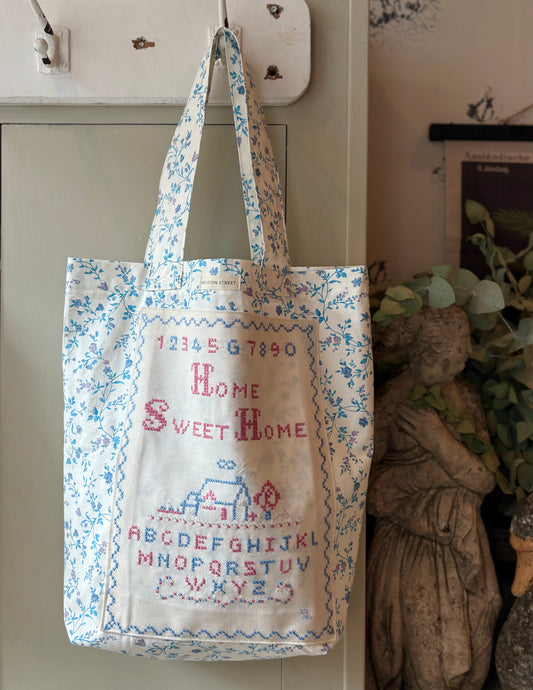 Vintage Embroidered Bag