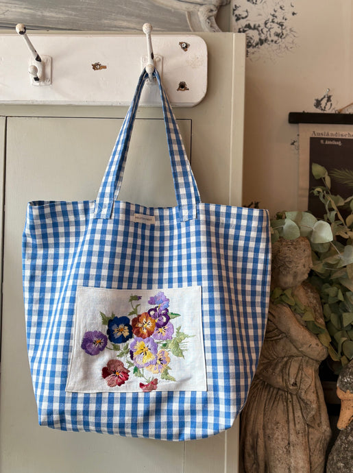Vintage Embroidered Bag