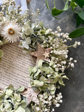 Small Hydrangea Million Star Wreath