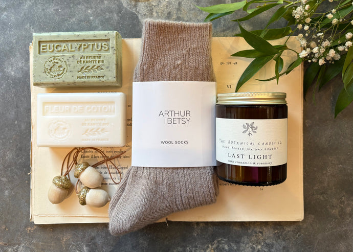 Silent Night Gift Box