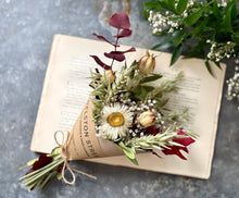 Festive Mini Bouquet