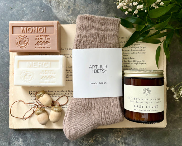 Silent Night Gift Box