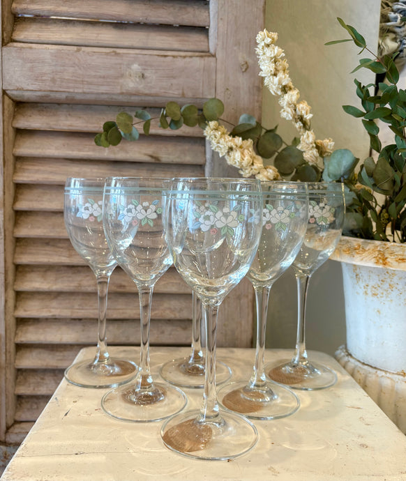 Vintage Floral Wine Glasses