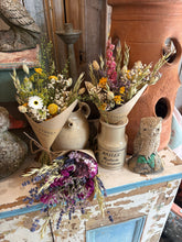Dried Flower Mini Bouquet - Different Colour Options
